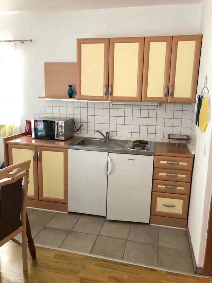 Apartmani Gabi Cesarica Eksteriør billede