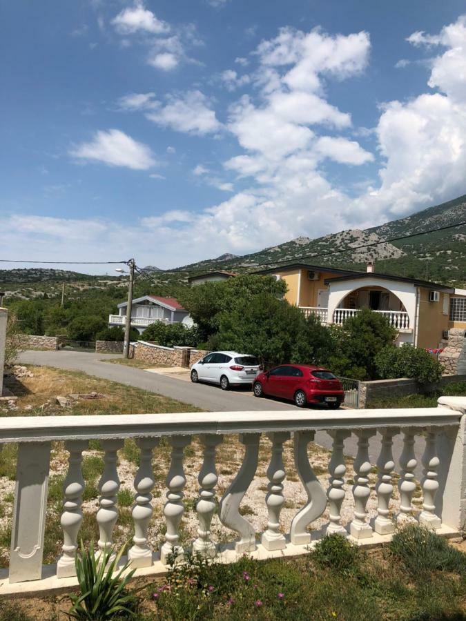 Apartmani Gabi Cesarica Eksteriør billede