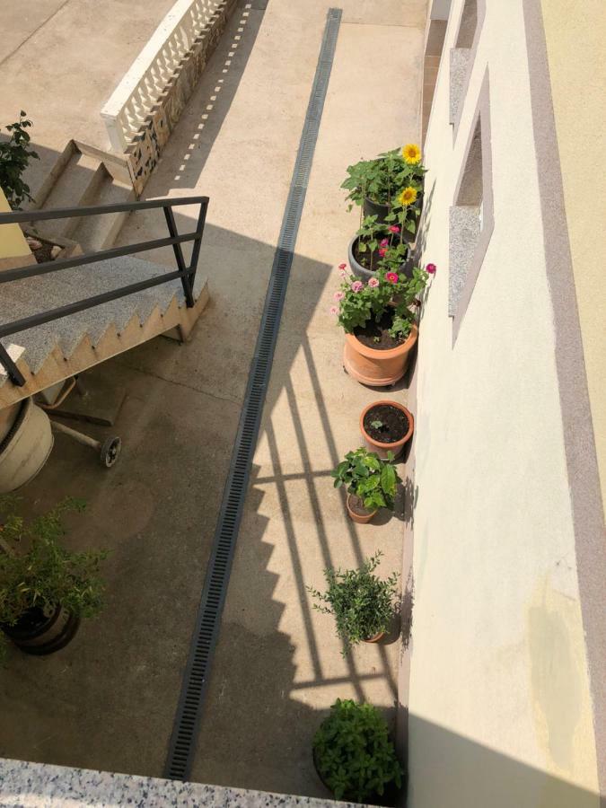 Apartmani Gabi Cesarica Eksteriør billede